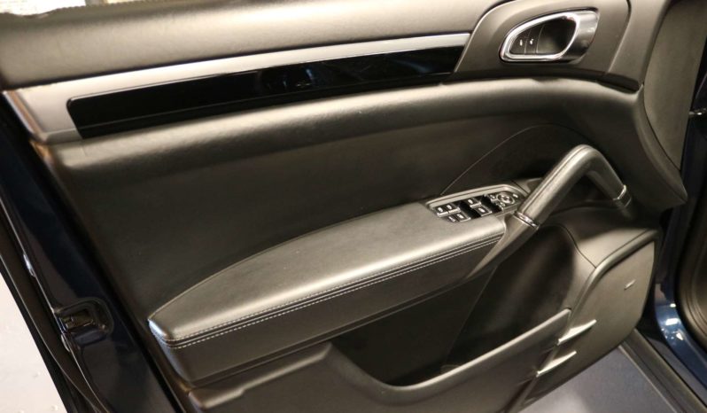 Porsche Cayenne S *V8 – 4.2L Diesel* 382Ch plein