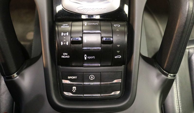 Porsche Cayenne S *V8 – 4.2L Diesel* 382Ch plein