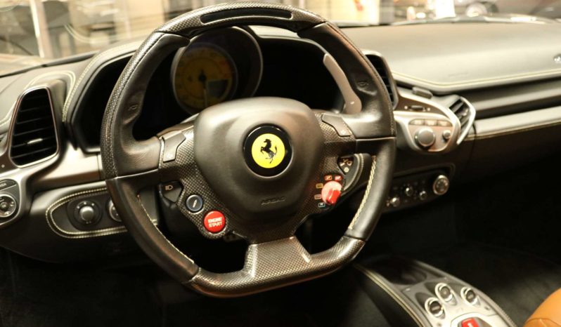 Ferrari 458 Italia full