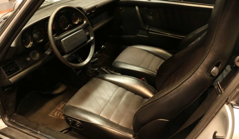Porsche 911 Carrera 3.2L * G915 plein
