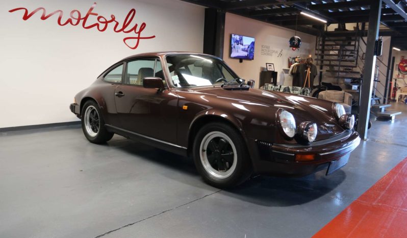 Porsche 911 Carrera 3.0 SC full