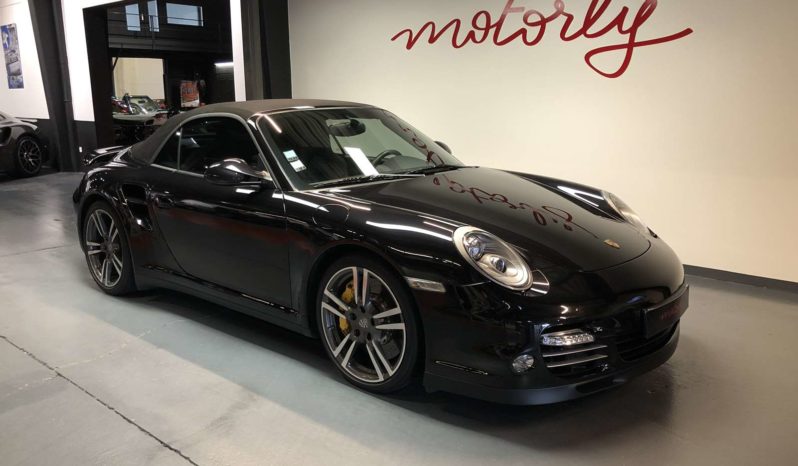 Porsche 911 (997) Turbo S Cabriolet – 530 CH plein