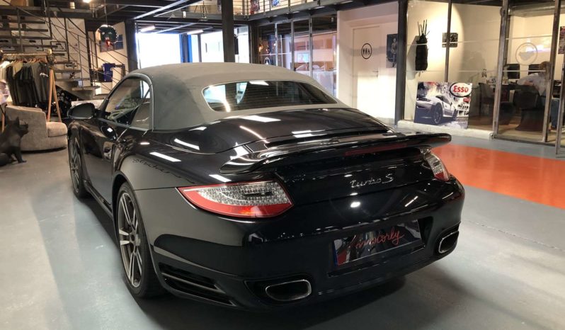 Porsche 911 (997) Turbo S Cabriolet – 530 CH plein