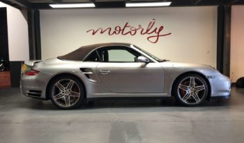 Porsche 911 (997) Turbo Cabriolet – 480 CH plein