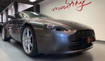 ASTON MARTIN V8 VANTAGE – 4.3 – BVM – 390 CH plein