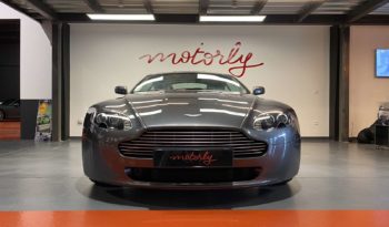 ASTON MARTIN V8 VANTAGE – 4.3 – BVM – 390 CH plein