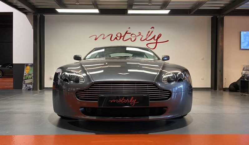 ASTON MARTIN V8 VANTAGE – 4.3 – BVM – 390 CH plein