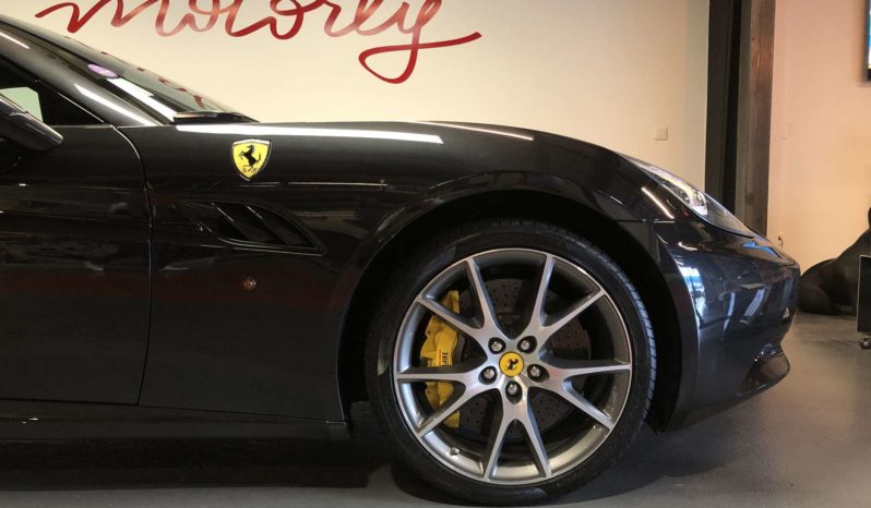 FERRARI CALIFORNIA V8 4.3 – 490 CH full