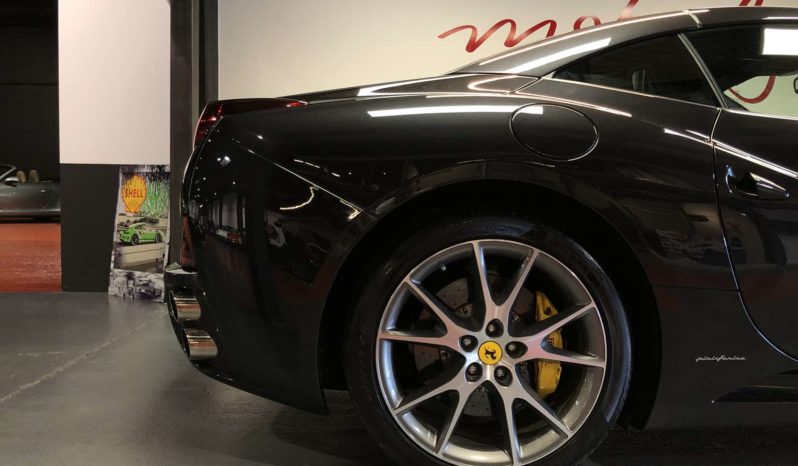 FERRARI CALIFORNIA V8 4.3 – 490 CH plein