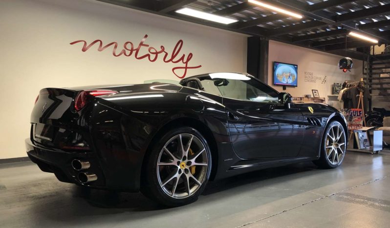 FERRARI CALIFORNIA V8 4.3 – 490 CH plein