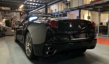 FERRARI CALIFORNIA V8 4.3 – 490 CH plein