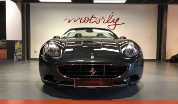 FERRARI CALIFORNIA V8 4.3 – 490 CH plein