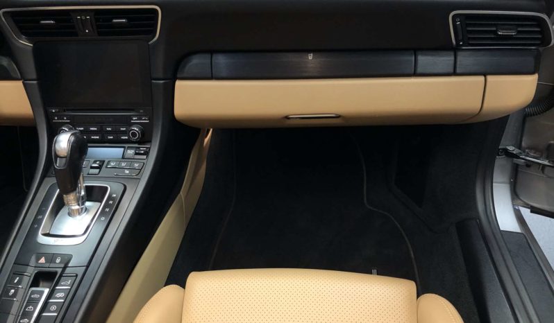 PORSCHE 911 (991-2)  GTS CABRIOLET PDK 3.0 – 450 CH plein