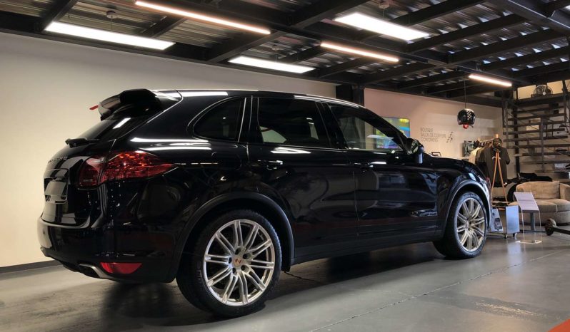PORSCHE CAYENNE  V6 -3L DIESEL – 245 CH plein