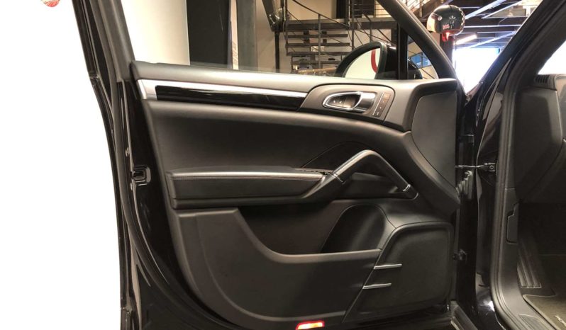 PORSCHE CAYENNE  V6 -3L DIESEL – 245 CH plein