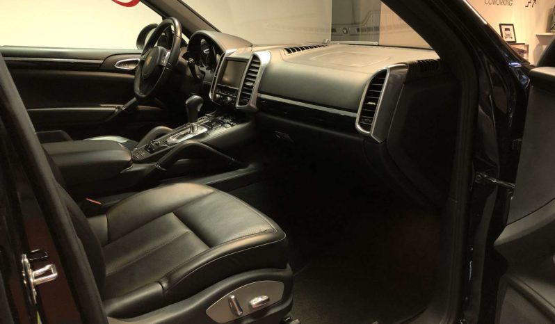 PORSCHE CAYENNE  V6 -3L DIESEL – 245 CH plein