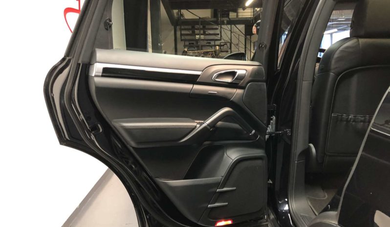 PORSCHE CAYENNE  V6 -3L DIESEL – 245 CH plein