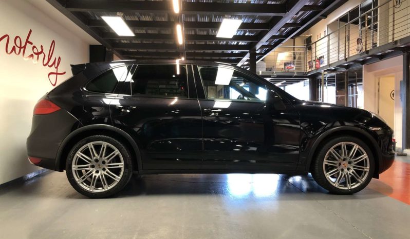 PORSCHE CAYENNE  V6 -3L DIESEL – 245 CH plein