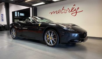 FERRARI CALIFORNIA V8 4.3 – 490 CH plein
