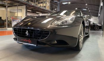 FERRARI CALIFORNIA V8 4.3 – 490 CH plein