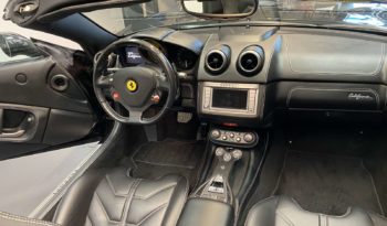 FERRARI CALIFORNIA V8 4.3 – 490 CH plein