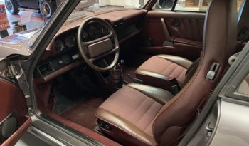 PORSCHE 911 Carrera 3.2 (Boite 915) plein