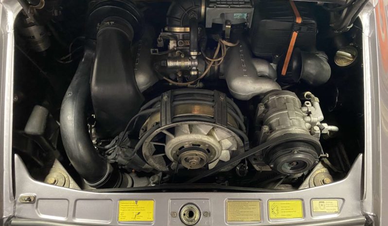 PORSCHE 911 Carrera 3.2 (Boite 915) plein