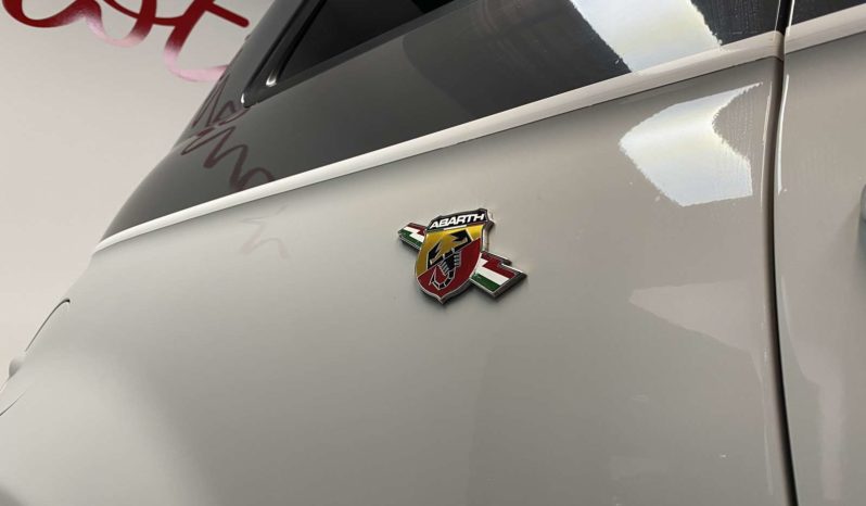 ABARTH ll CABRIOLET 1.4 TURBO T-JET – 140CH – BVR plein