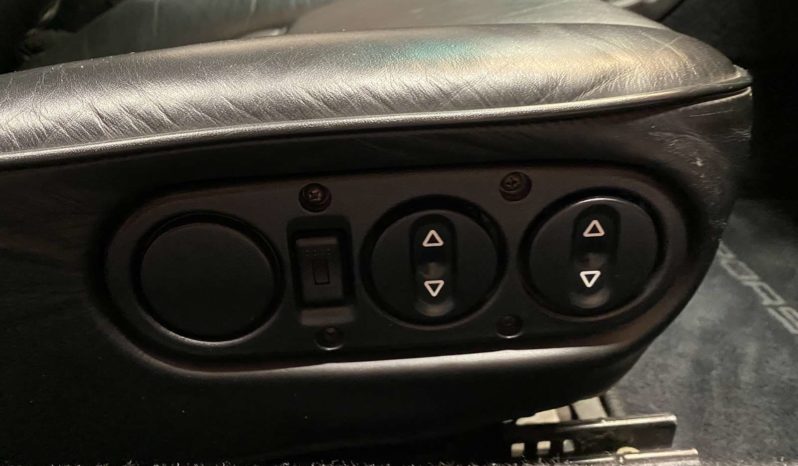 PORSCHE 911 (964) CARRERA 4 – 250 CH plein