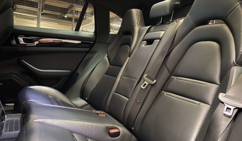 PORSCHE PANAMERA 4 Hybride SPORT TURISMO 3.0 V6 – 462 CH plein