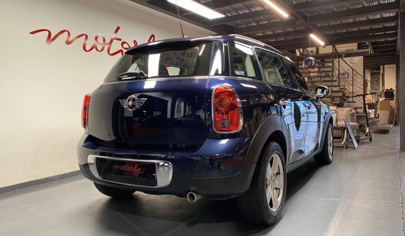 MINI COUNTRYMAN COOPER D BVM 6 – 112 CH plein