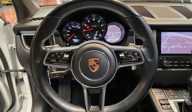 PORSCHE MACAN 2.0 – 252 CH – PDK plein