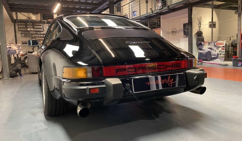 Porsche 911 Carrera 3.2 – BVM 915 – 231 CH plein