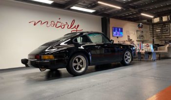 Porsche 911 Carrera 3.2 – BVM 915 – 231 CH plein
