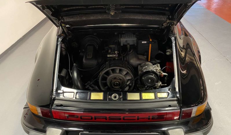Porsche 911 Carrera 3.2 – BVM 915 – 231 CH full