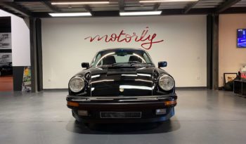 Porsche 911 Carrera 3.2 – BVM 915 – 231 CH plein