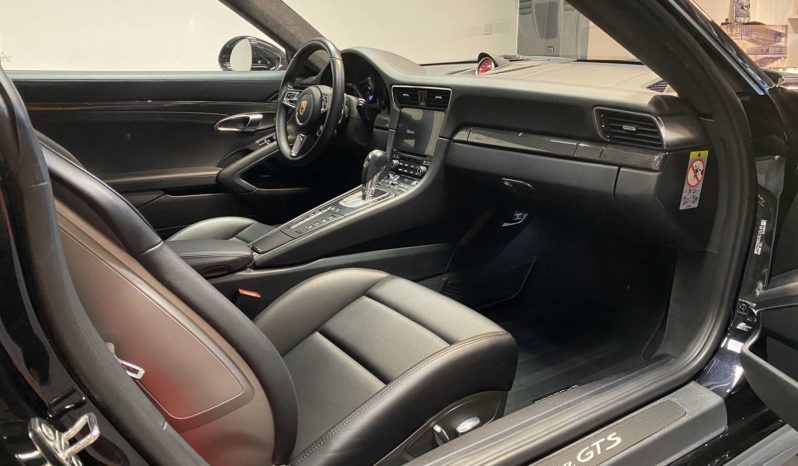 PORSCHE 911 (991.2) GTS – 3.0 – 450 CH – PDK plein
