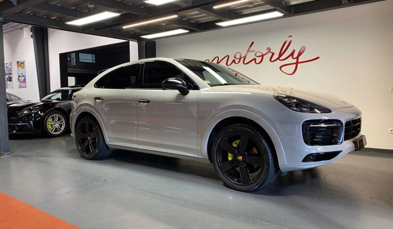 PORSCHE CAYENNE COUPE E-HYBRID – 462 CH plein