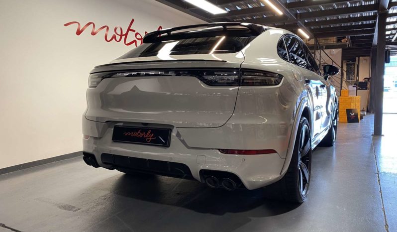 PORSCHE CAYENNE COUPE E-HYBRID – 462 CH plein