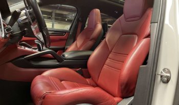 PORSCHE CAYENNE COUPE E-HYBRID – 462 CH plein