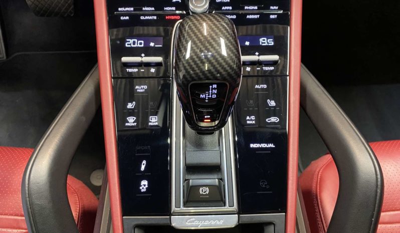 PORSCHE CAYENNE COUPE E-HYBRID – 462 CH plein