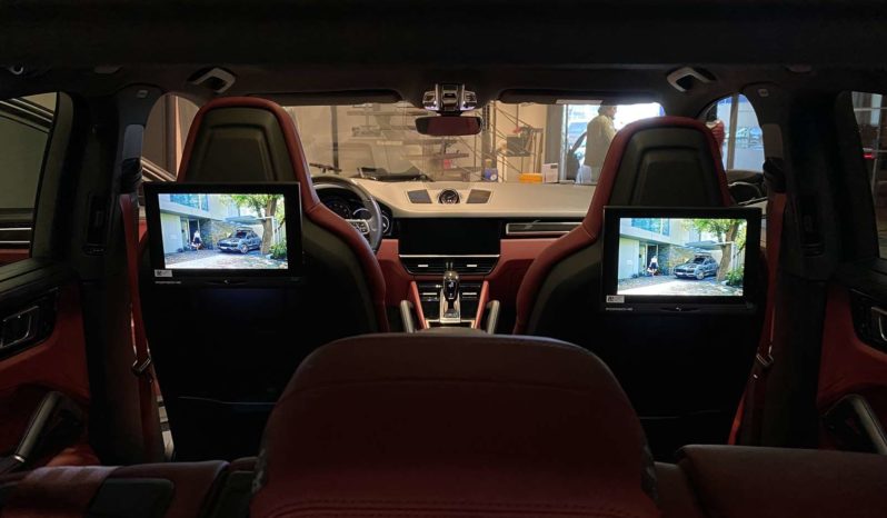 PORSCHE CAYENNE COUPE E-HYBRID – 462 CH plein