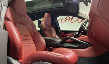 PORSCHE CAYENNE COUPE E-HYBRID – 462 CH plein
