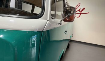 VOLKSWAGEN COMBI – T2 – 1977 plein