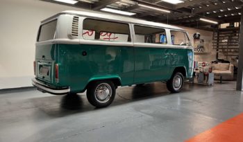 VOLKSWAGEN COMBI – T2 – 1977 plein