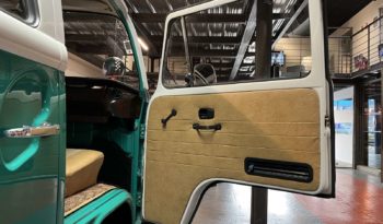 VOLKSWAGEN COMBI – T2 – 1977 plein