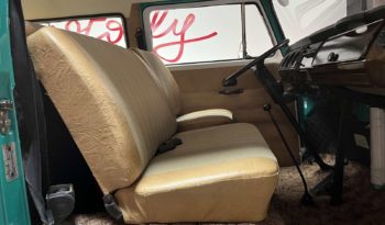 VOLKSWAGEN COMBI – T2 – 1977 plein