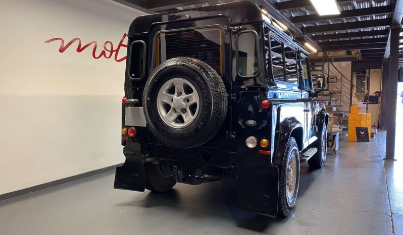 LAND ROVER – DEFENDER 90 – TD4 – E plein