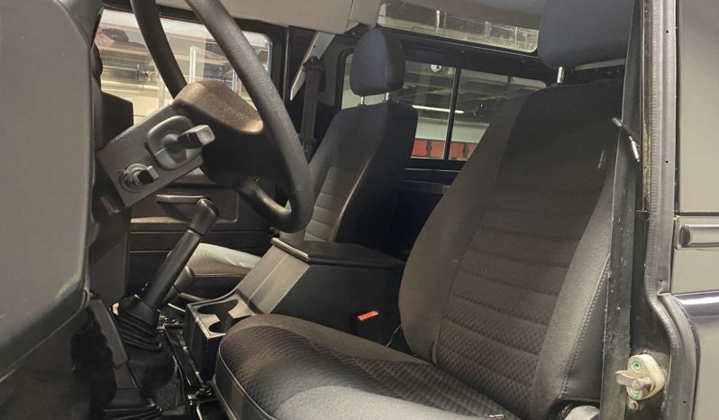 LAND ROVER – DEFENDER 90 – TD4 – E plein