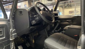 LAND ROVER – DEFENDER 90 – TD4 – E plein